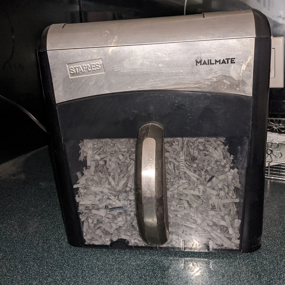 Paper shredder